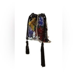Etro Beaded Flower Drawstring Chain
Shoulder Bag